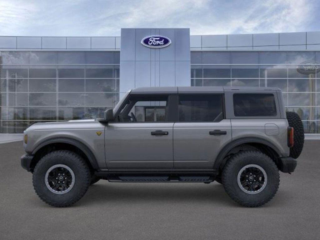 2025 Ford Bronco Badlands Owego NY