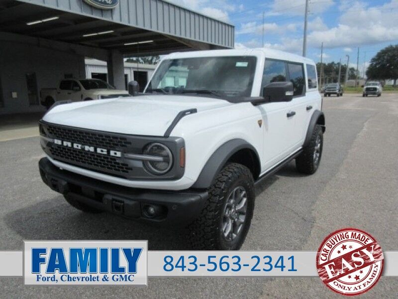 Oxford White 2025 Ford Bronco SUV / Crossover Four-Wheel Drive Automatic