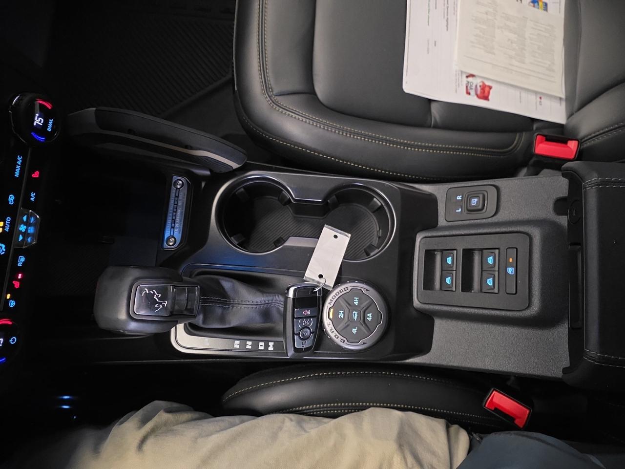 2025 Ford Bronco Badlands Sand Lake NY