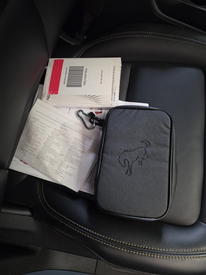 2025 Ford Bronco Badlands Sand Lake NY