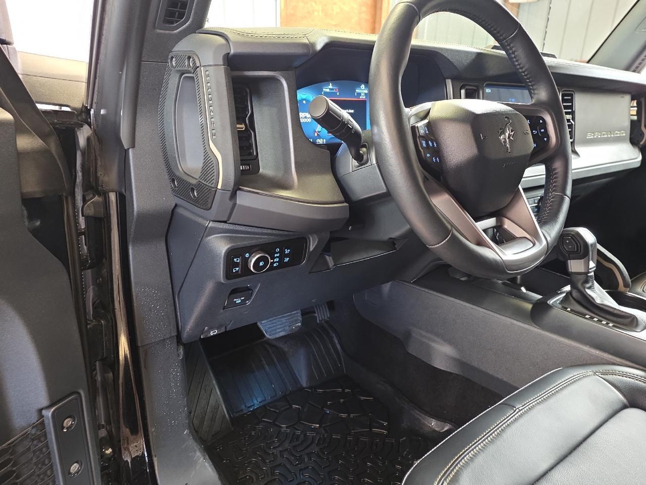 2025 Ford Bronco Badlands Sand Lake NY