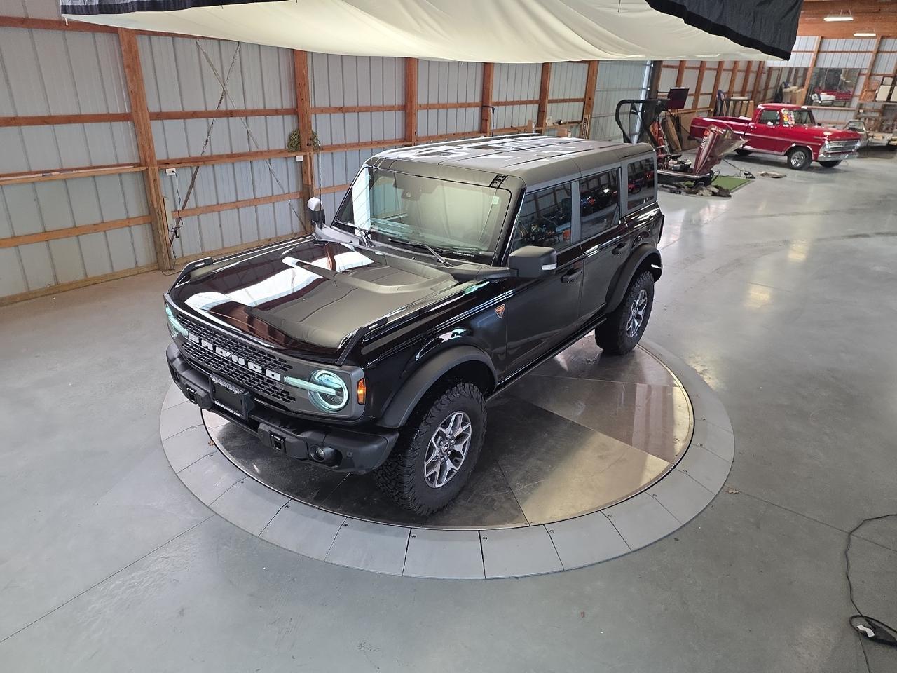 2025 Ford Bronco Badlands Sand Lake NY