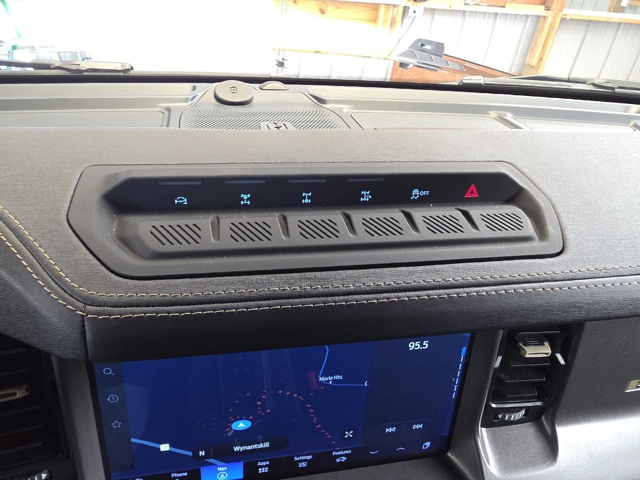 2025 Ford Bronco Badlands Sand Lake NY