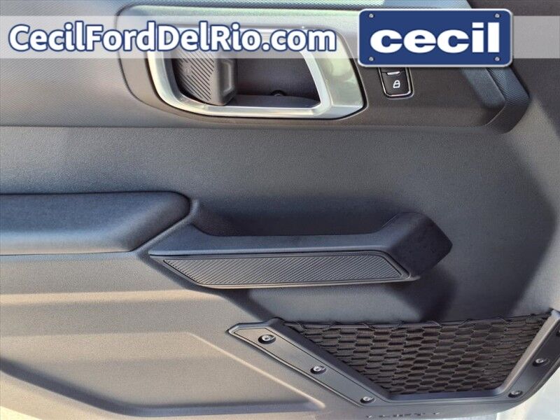 2025 Ford Bronco Base Del Rio TX