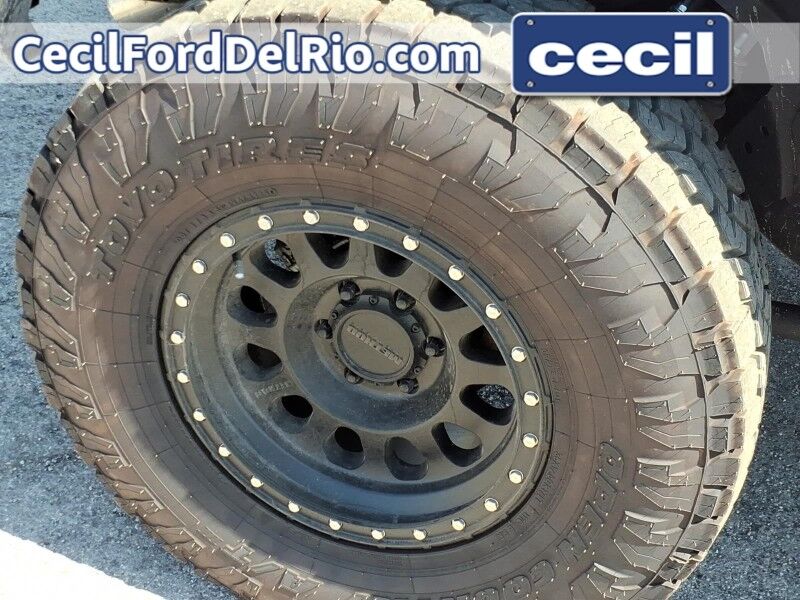 2025 Ford Bronco Base Del Rio TX