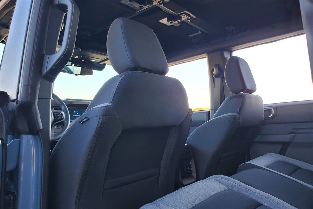 2025 Ford Bronco Base Hondo TX