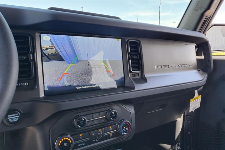 2025 Ford Bronco Base  TX