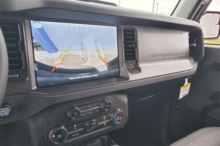 2025 Ford Bronco Base  TX
