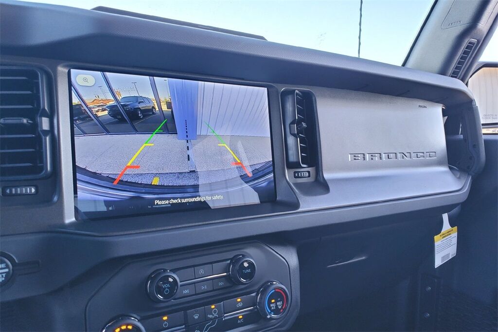 2025 Ford Bronco Base Hondo TX