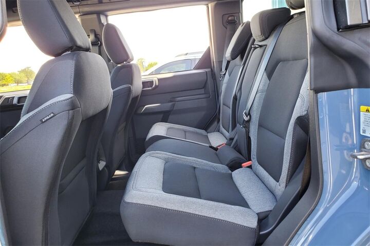 2025 Ford Bronco Base  TX