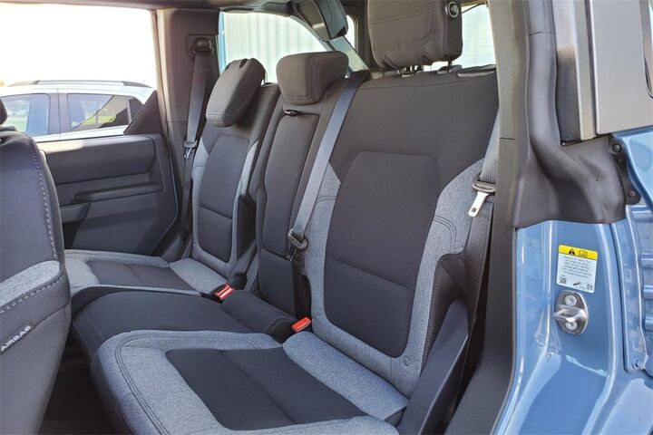 2025 Ford Bronco Base  TX