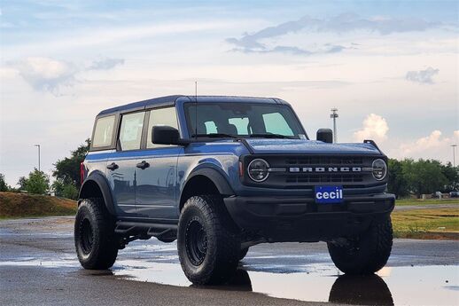 2025 Ford Bronco Base  TX
