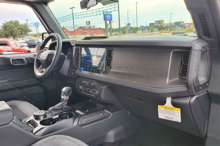 2025 Ford Bronco Base  TX