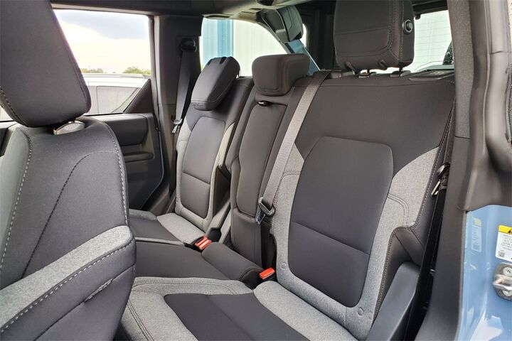2025 Ford Bronco Base  TX