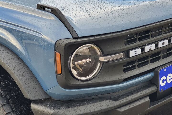 2025 Ford Bronco Base  TX