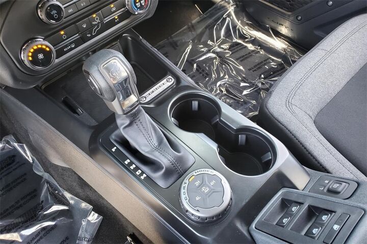 2025 Ford Bronco Base  TX