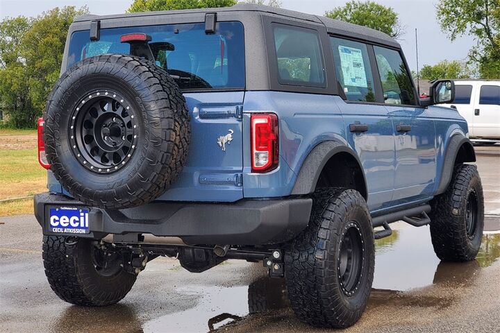 2025 Ford Bronco Base  TX