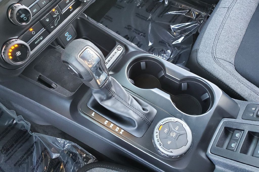 2025 Ford Bronco Base Hondo TX