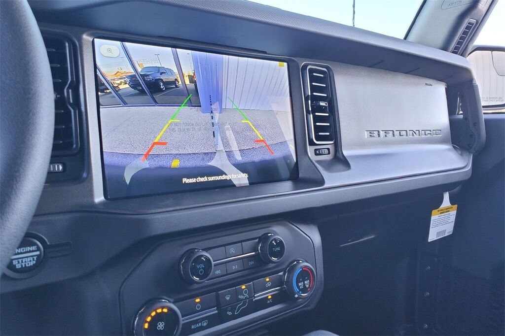 2025 Ford Bronco Base Hondo TX