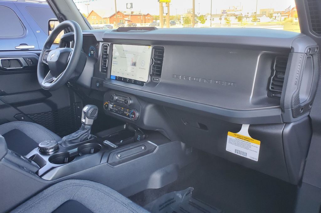 2025 Ford Bronco Base Hondo TX