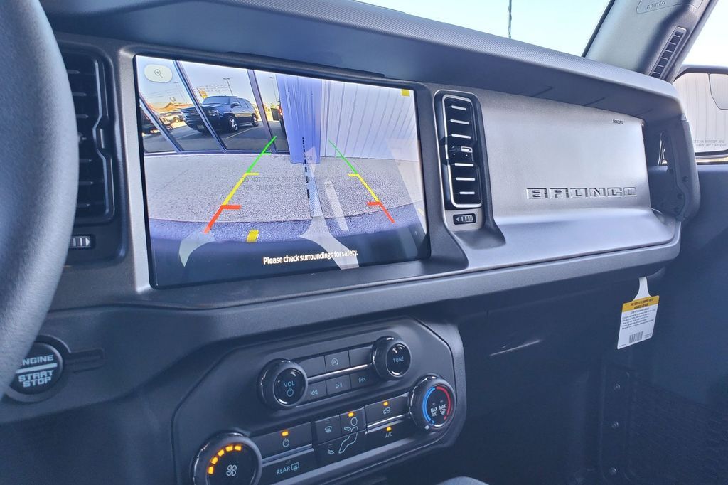 2025 Ford Bronco Base Hondo TX