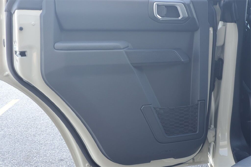 2025 Ford Bronco Base Hondo TX