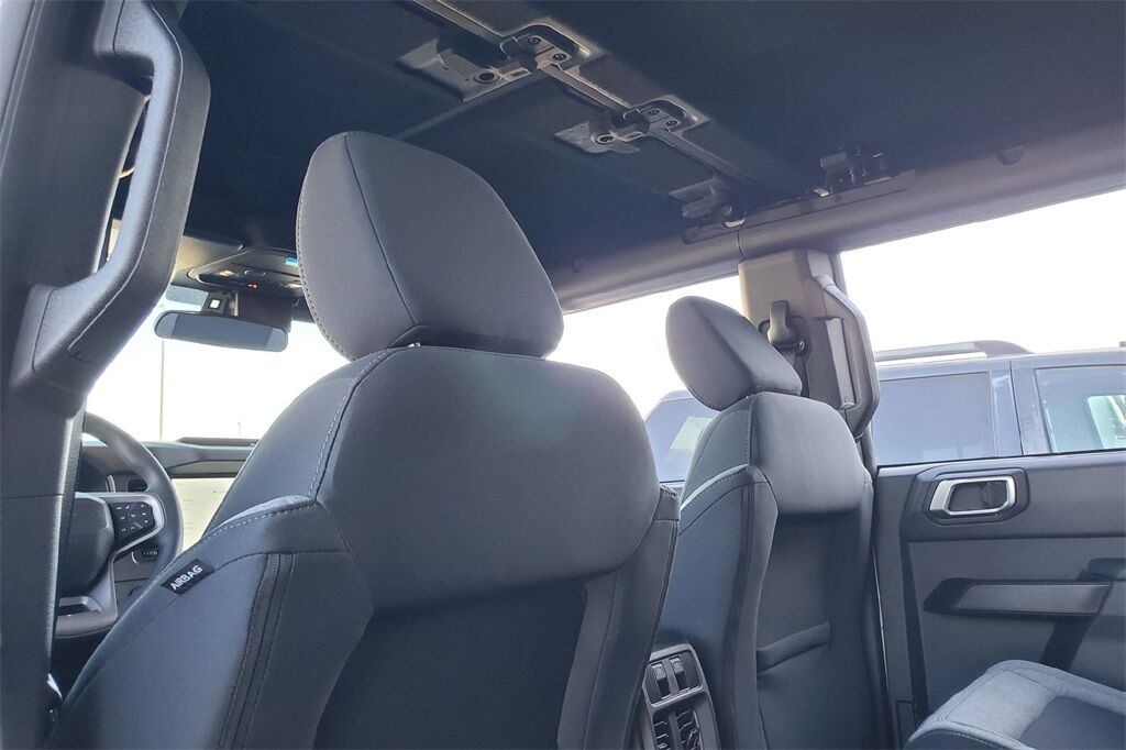 2025 Ford Bronco Base Hondo TX