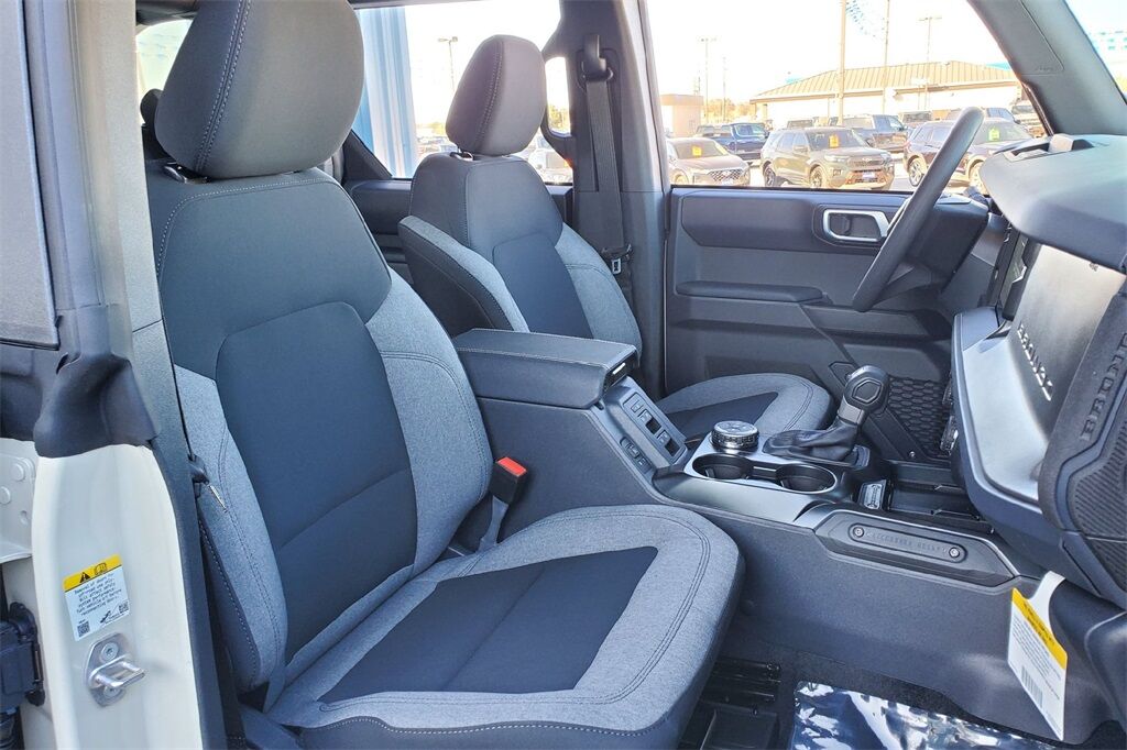 2025 Ford Bronco Base Hondo TX