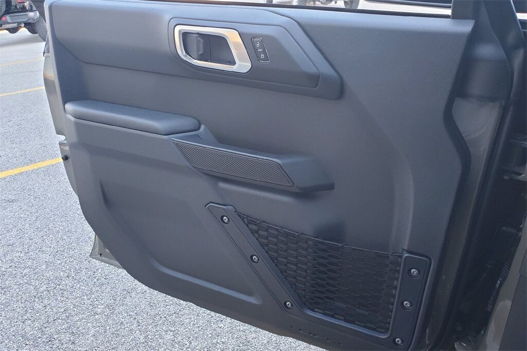 2025 Ford Bronco Base Hondo TX