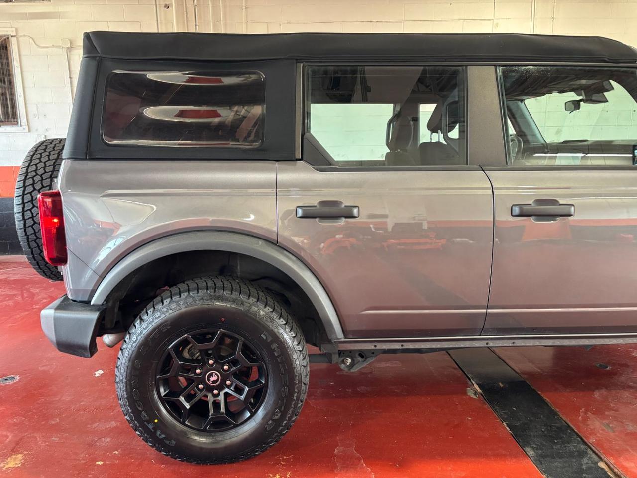 2025 Ford Bronco Base Franklin OH
