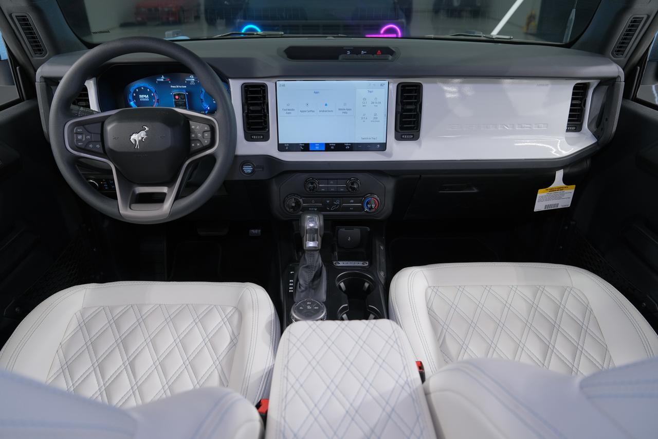 2025 Ford Bronco Base Miami FL