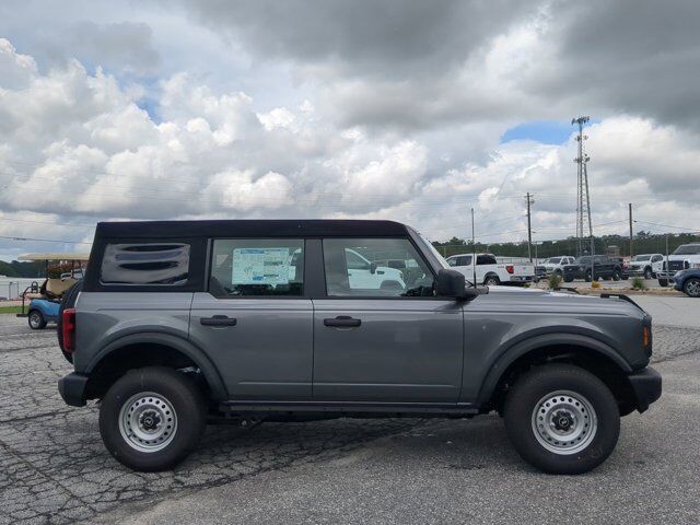 2025 Ford Bronco Base Appleton WI