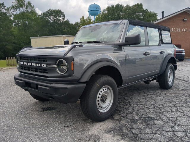 2025 Ford Bronco Base Appleton WI