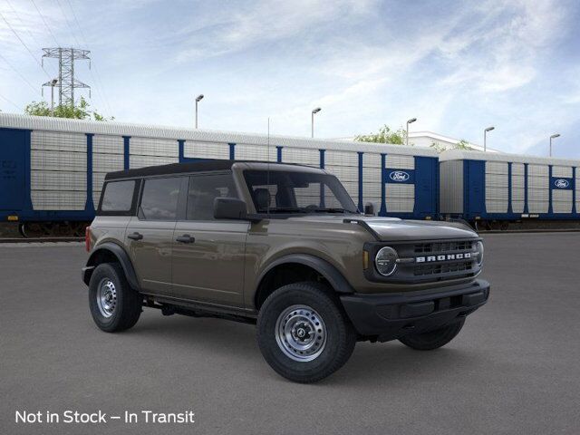 2025 Ford Bronco Base Appleton WI