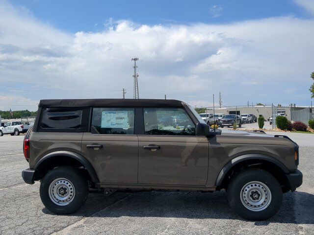 2025 Ford Bronco Base Appleton WI