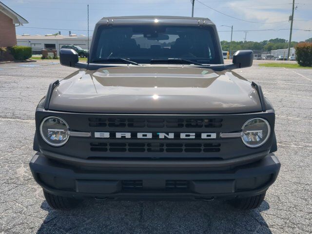 2025 Ford Bronco Base Appleton WI