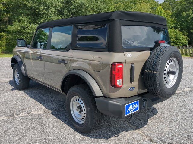 2025 Ford Bronco Base Appleton WI