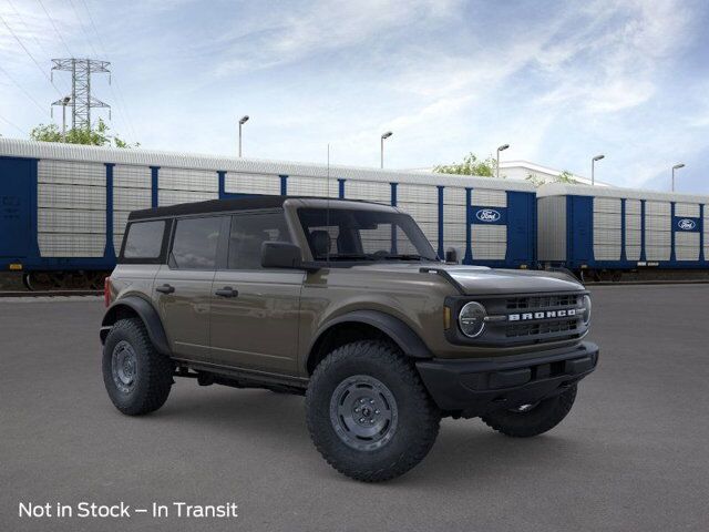 2025 Ford Bronco Base Appleton WI