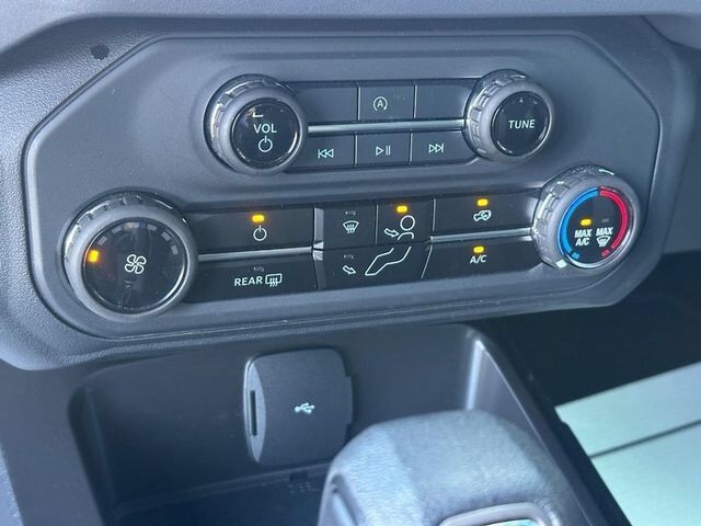 2025 Ford Bronco Base Farmington MO