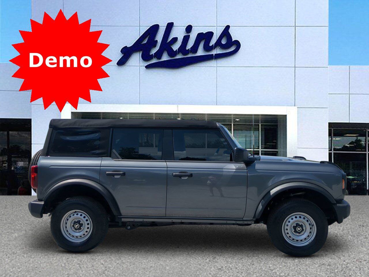 2025 Ford Bronco Base