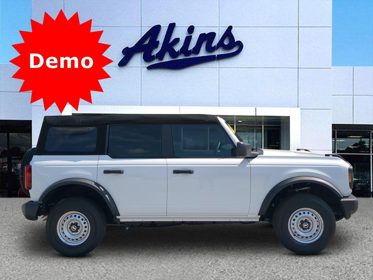 2025 Ford Bronco Base