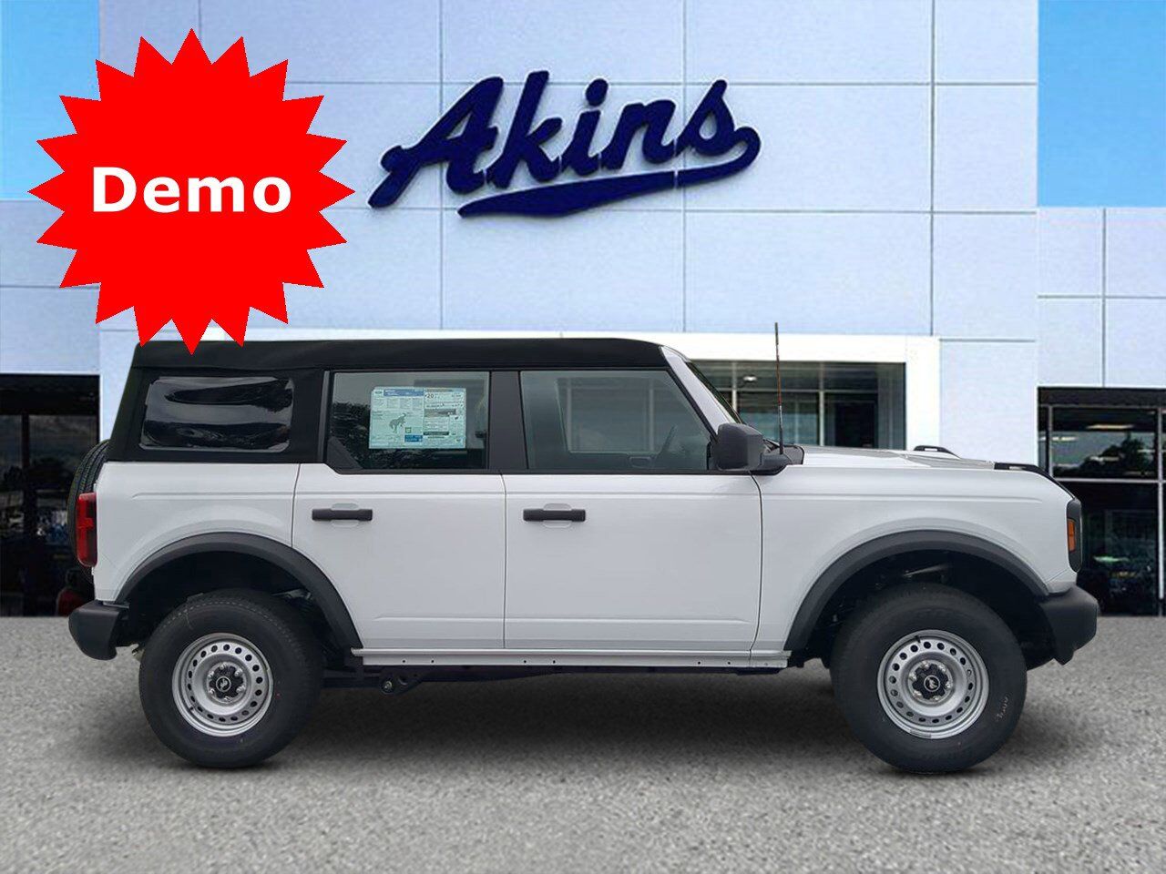 2025 Ford Bronco Base