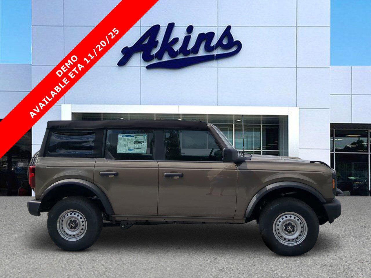 2025 Ford Bronco Base