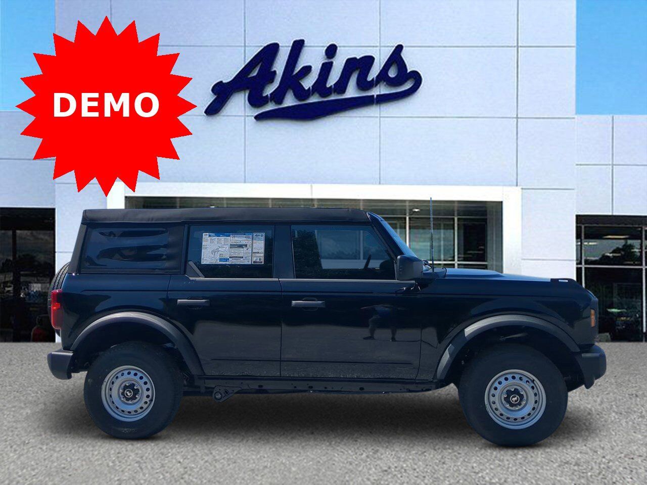 2025 Ford Bronco Base