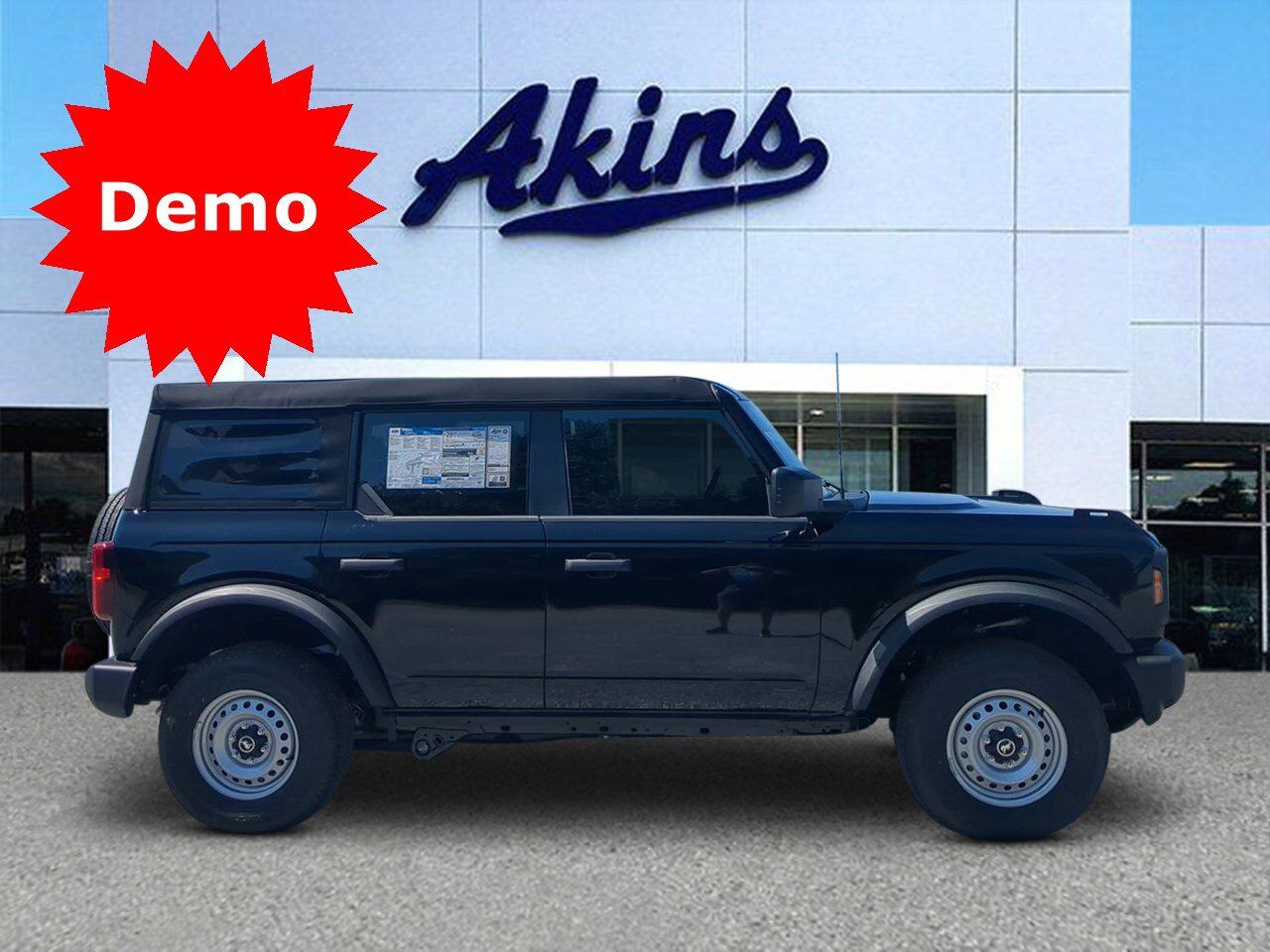 2025 Ford Bronco Base