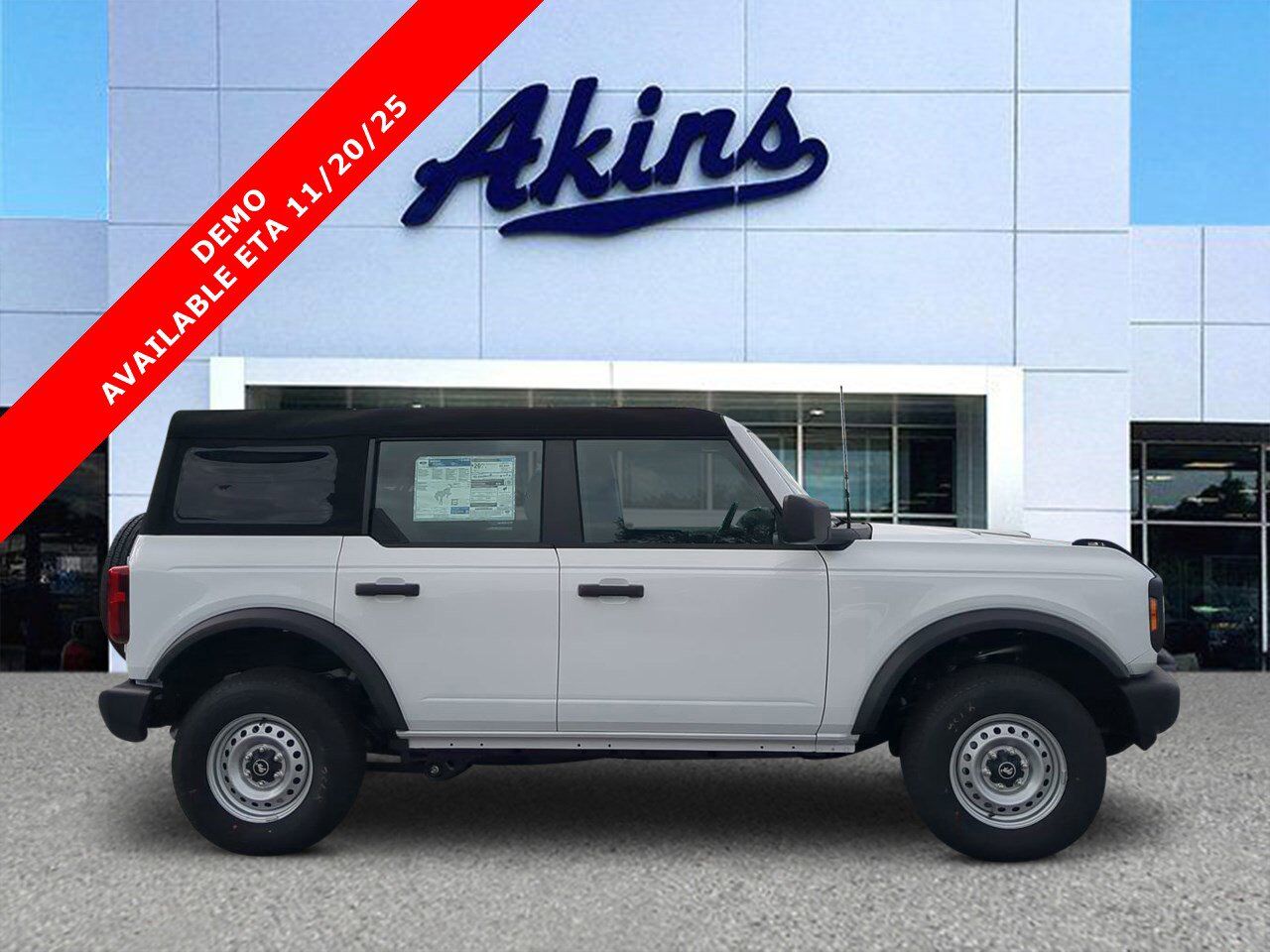 2025 Ford Bronco Base