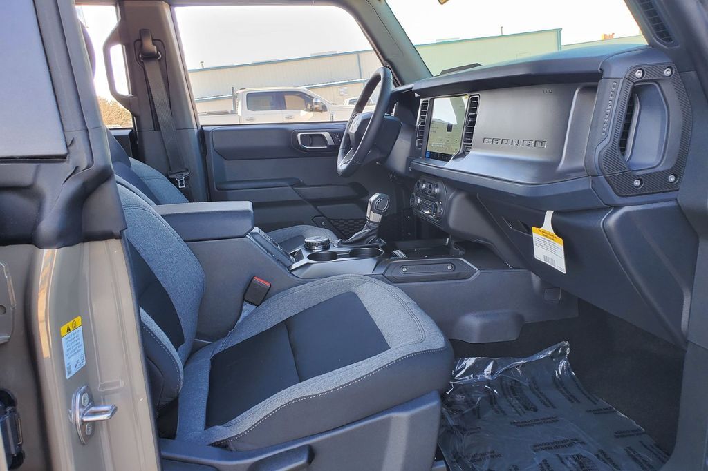 2025 Ford Bronco Big Bend Hondo TX