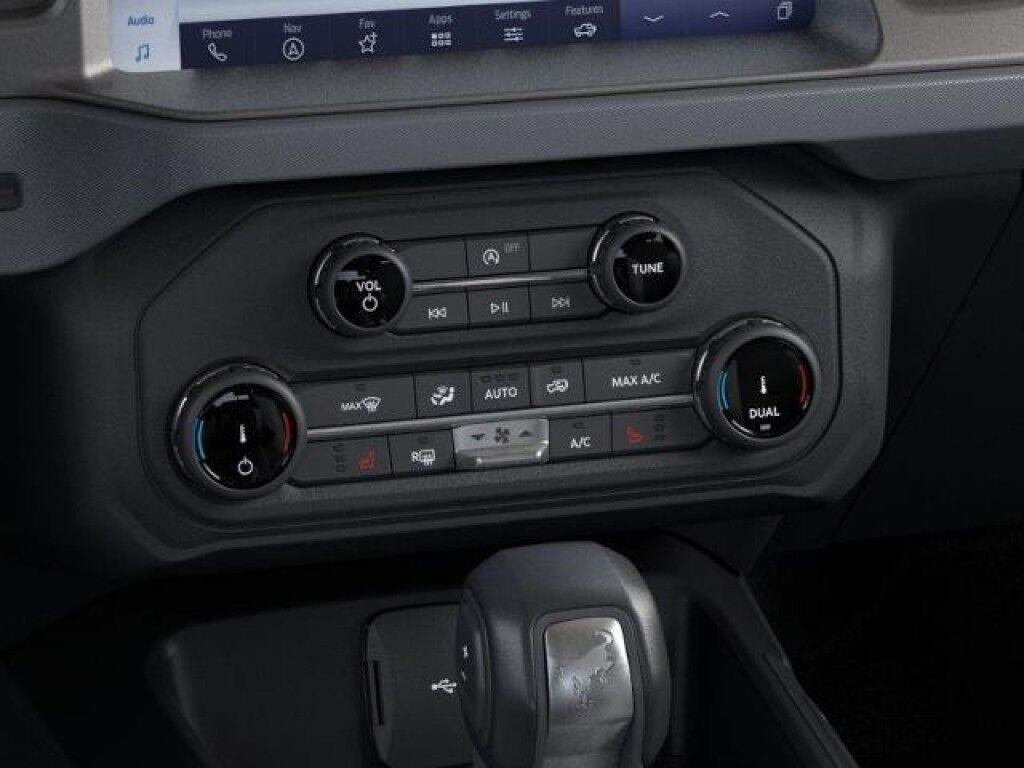 2025 Ford Bronco Big Bend Owego NY