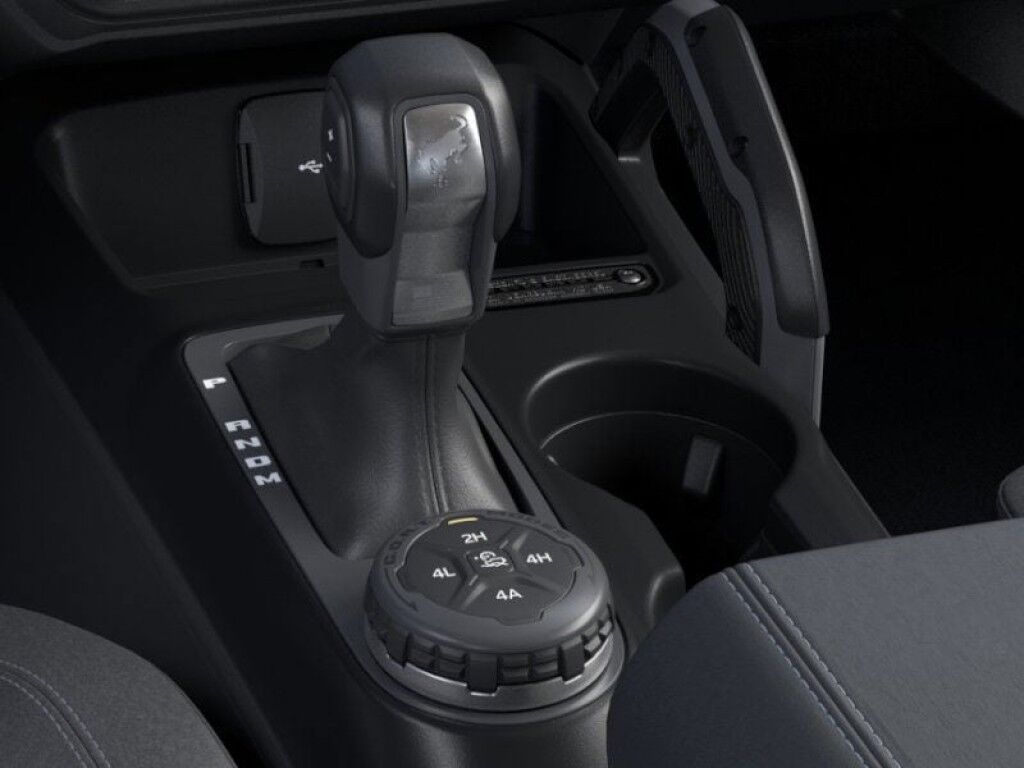 2025 Ford Bronco Big Bend Owego NY