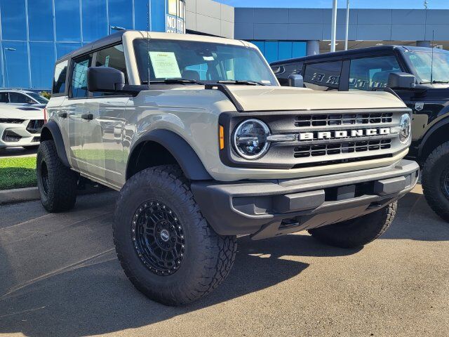 2025 Ford Bronco LIFTED, WHEELS, AND TIRES!!!
